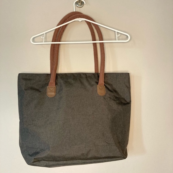 SOLD❤️Bella Russo Tote Handbag Purse Shopper Charcoal Gray Carryall Travel Wee… - Picture 3 of 6